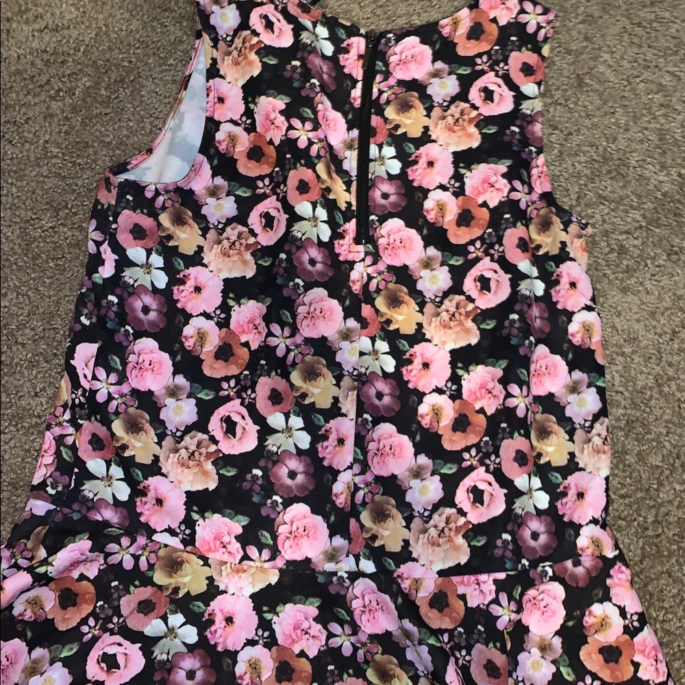 H&M Peplum top - Picture 4 of 4